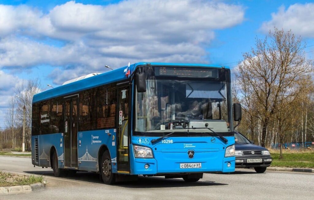 В Тверской области на Пасху синие автобусы будут бесплатно возить пассажиров до 3:30