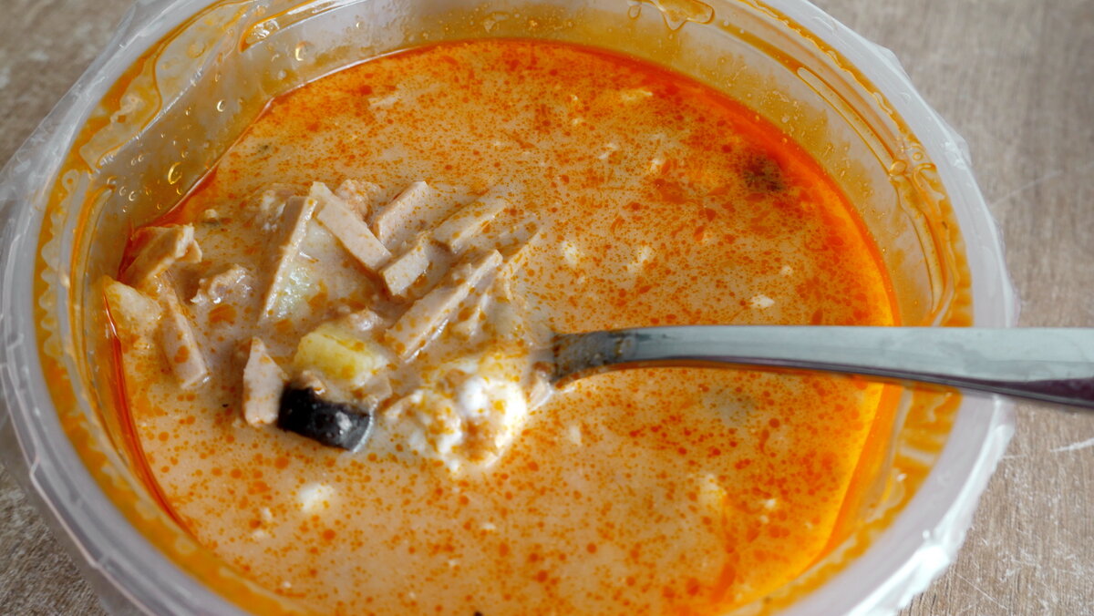 Подумал, вдруг со сметаной будет вкуснее?