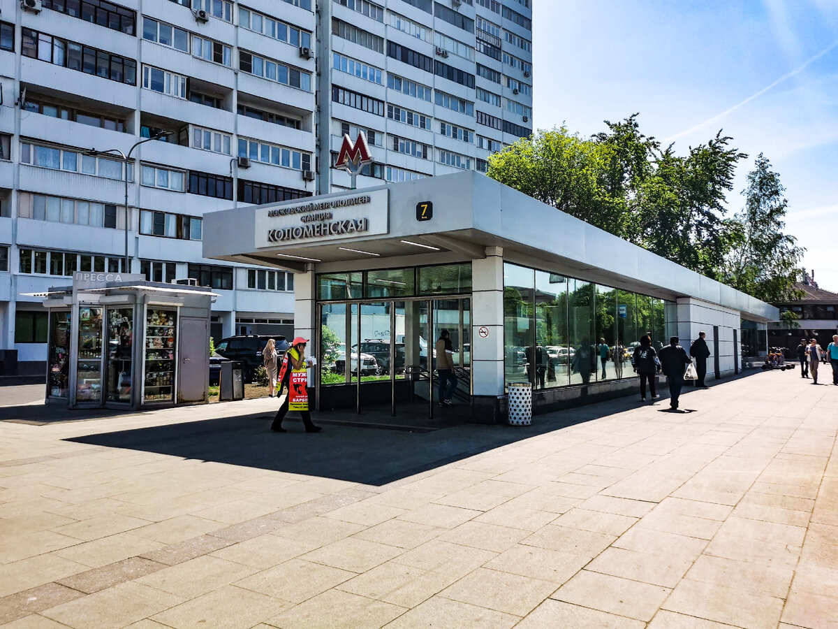Так выглядит выход № 7 со станции метро "Коломенская" на проспекте Андропова.
