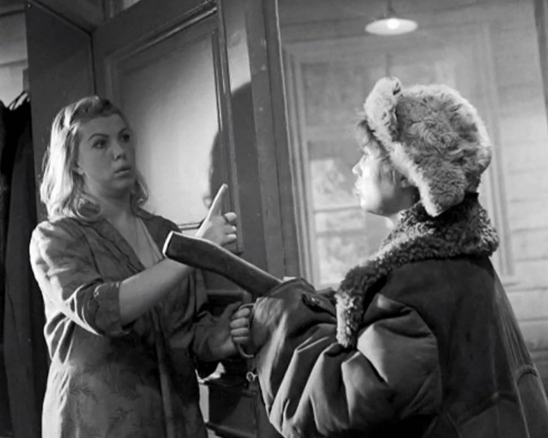 Кадр со съемок "Девчат"