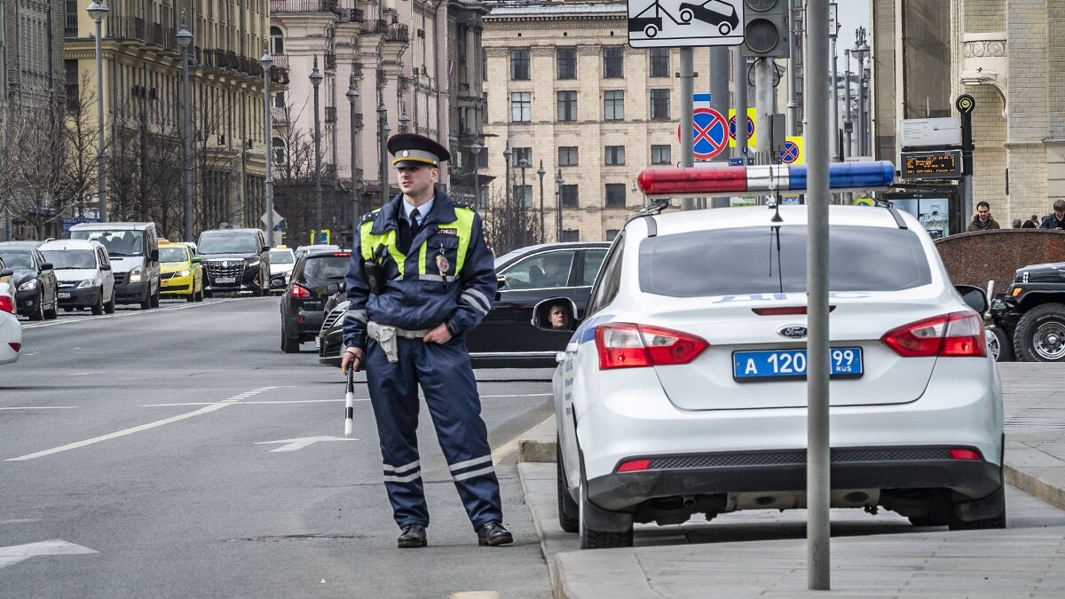    За что водителей могут оштрафовать в 2023 году по новым правилам