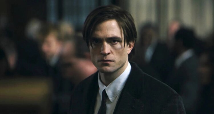 Роберт Паттинсон в роли Брюса Уэйна