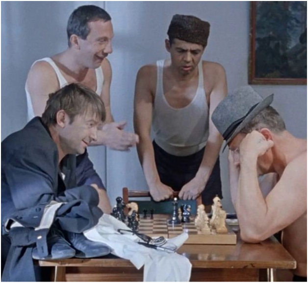 Кадр из кинокомедии «Джентльмены удачи».