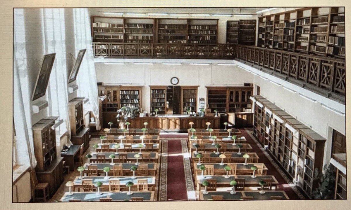 Так выглядит сейчас читальный зал Библиотеки Академии наук — фото с сайта БАН