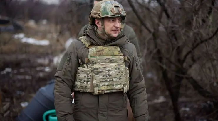 Владимир Зеленский на Донбассе в военной форме. Фото Офиса президента