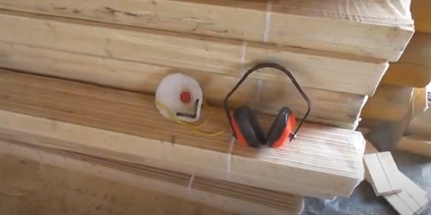 Используемые для шлифовки бруса инструменты и т.д.