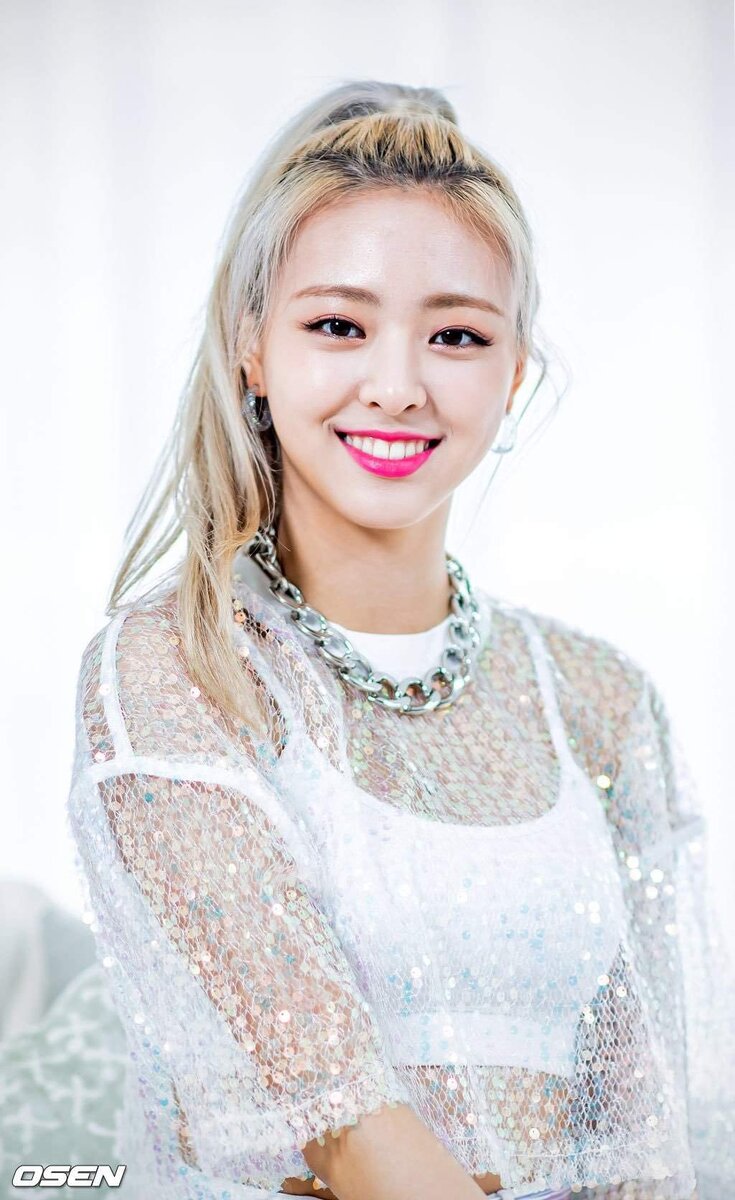 Юна, ITZY 