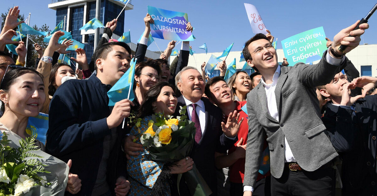 Президент казахстана с народом