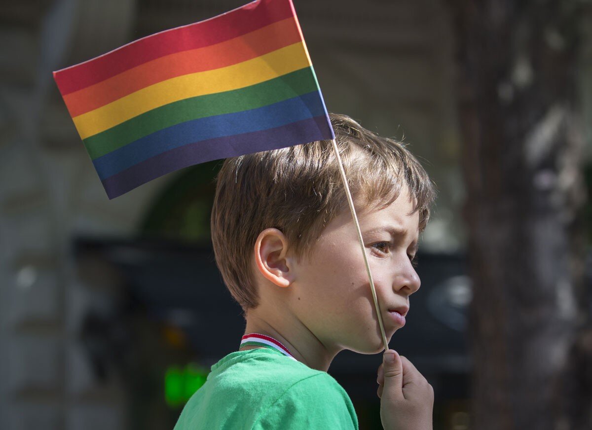 Начнем с чужих детей»: школа в США открыла втайне от родителей ЛГБТ-клуб  для шестиклашек | Елена Панина – РУССТРАТ | Дзен