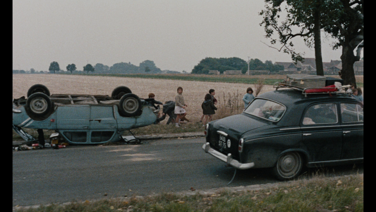 Цитата из х\ф «Уик-Энд», реж. Жан-Люк Годар