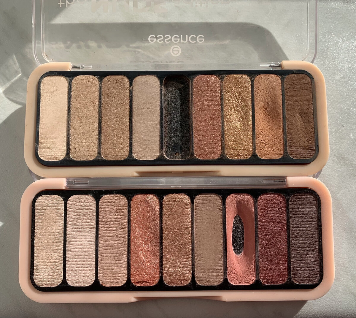 1. Essence. the nude edition. 10 pretty in nude. 2. Essence. the rose edition. 20 lovely in rose.