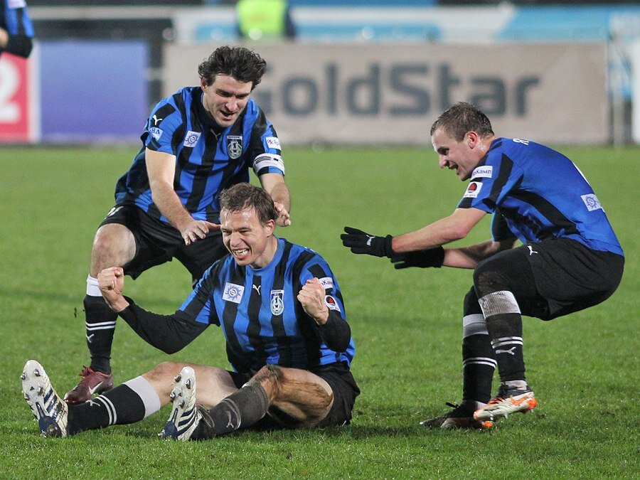 Мелитопольский парень Костя Дудченко поиграл в киевском «Динамо», был партнером по команде легендарного спартаковца Тихонова и забивал вратарю сборной России Лунёву