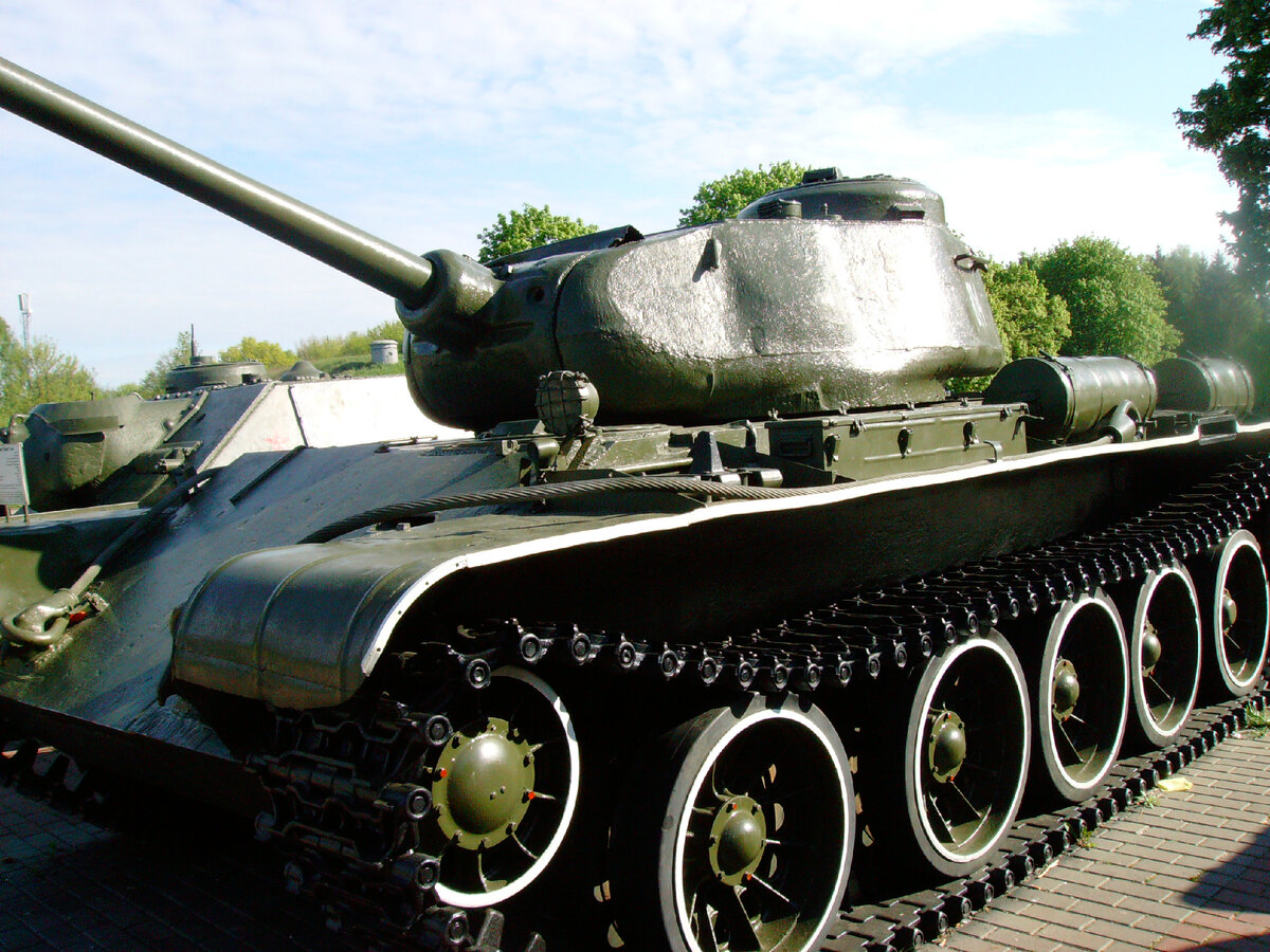 Танк Т-34 , мое фото из Бреста