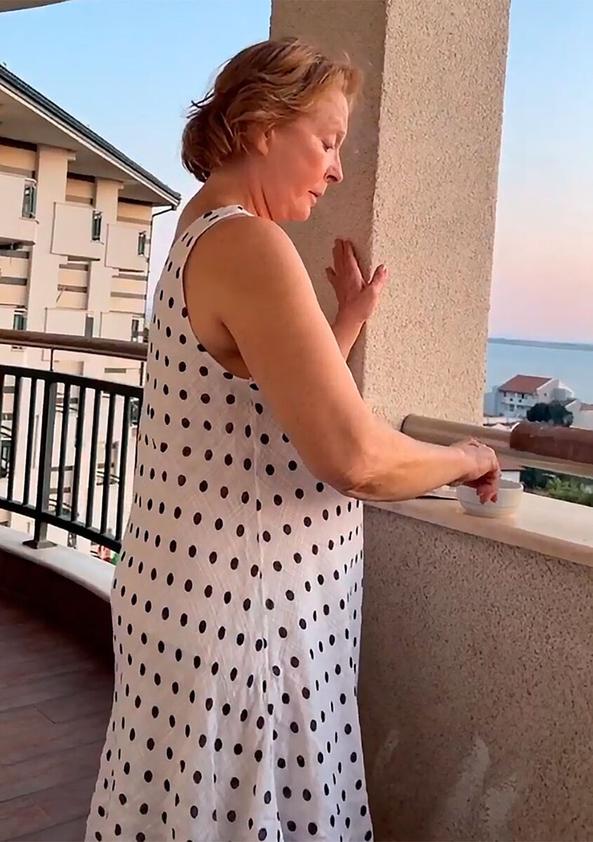     Актриса Лариса Удовиченко  Кадр видео
