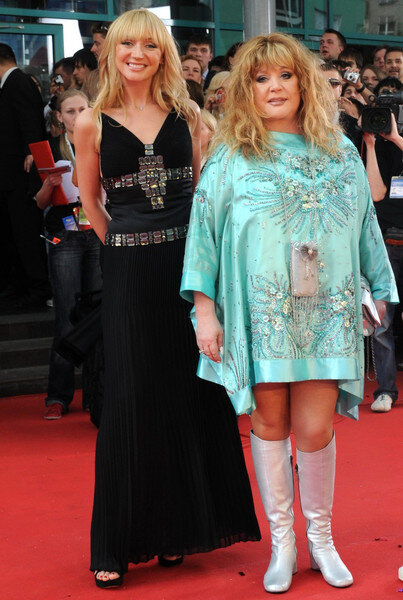 Алла Пугачева с дочкой  📷
