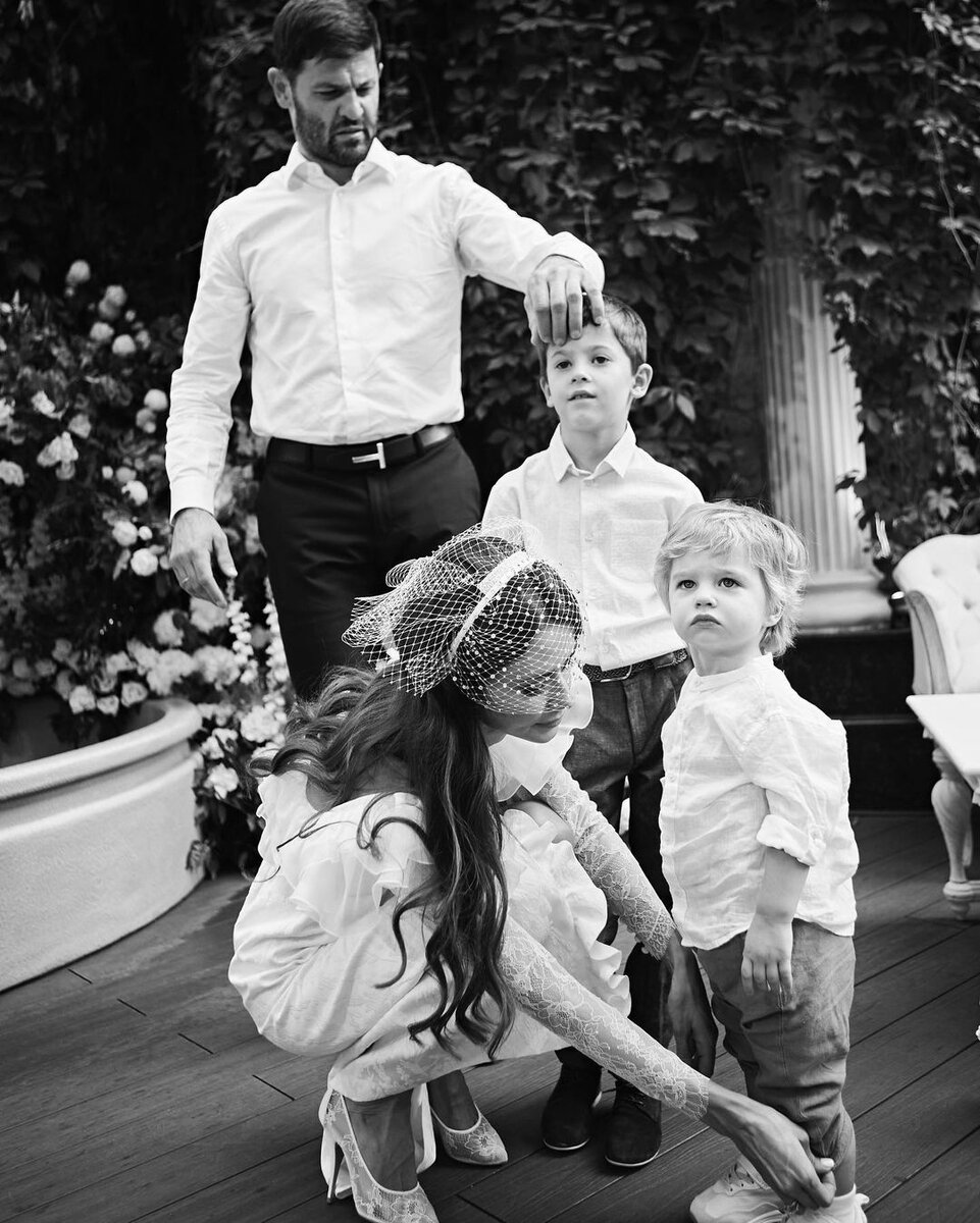    Александр Радулов женился на модели Анне БокийСоцсети Анны Бокий