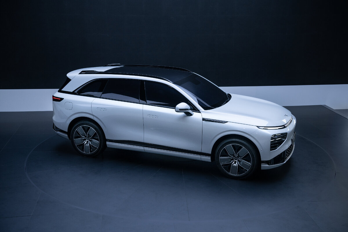 Xpeng G9