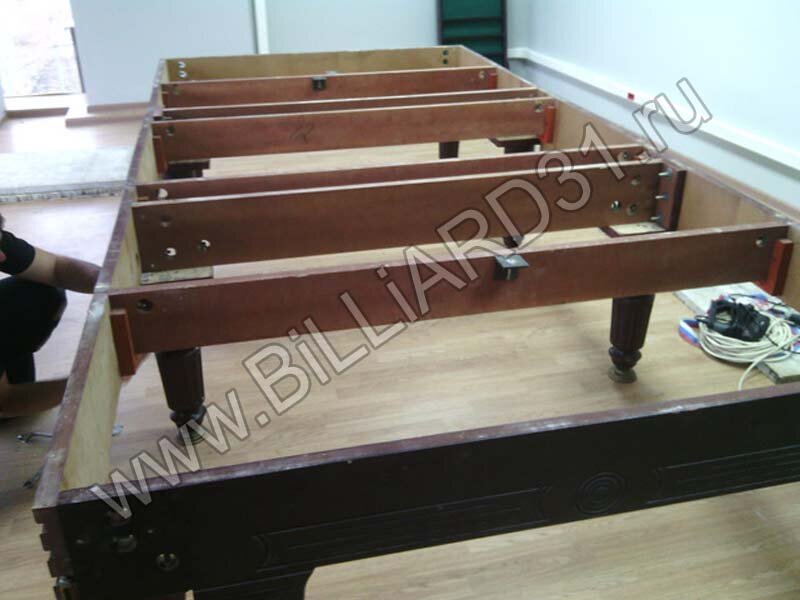 Каркас бильярдного стола.