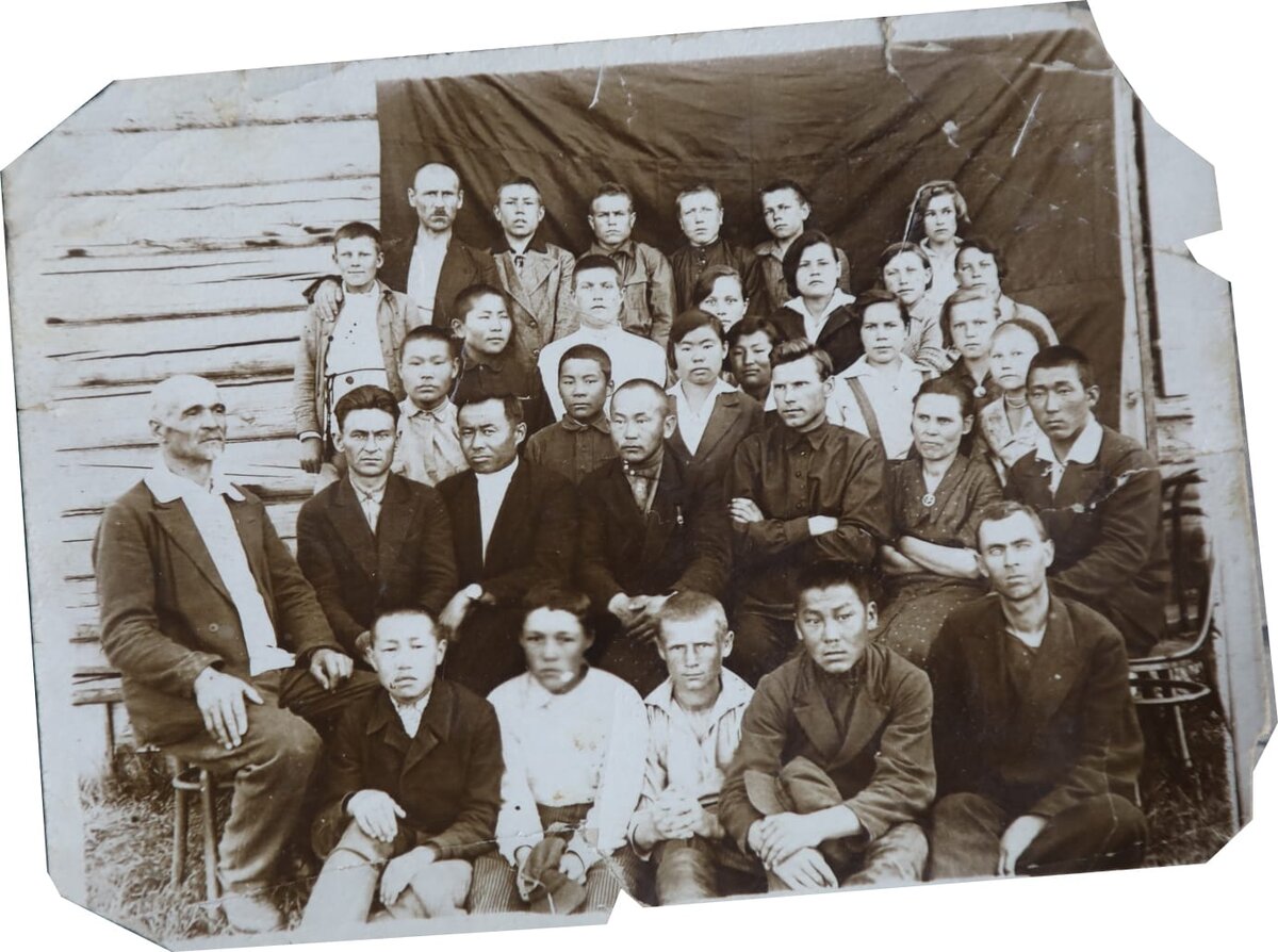 Потомки 4. Король филипп 2 август. Потомки / the descendants (александр пэйн) 2011. Филипп август король франции. Митчелл хоуп наследники 3.