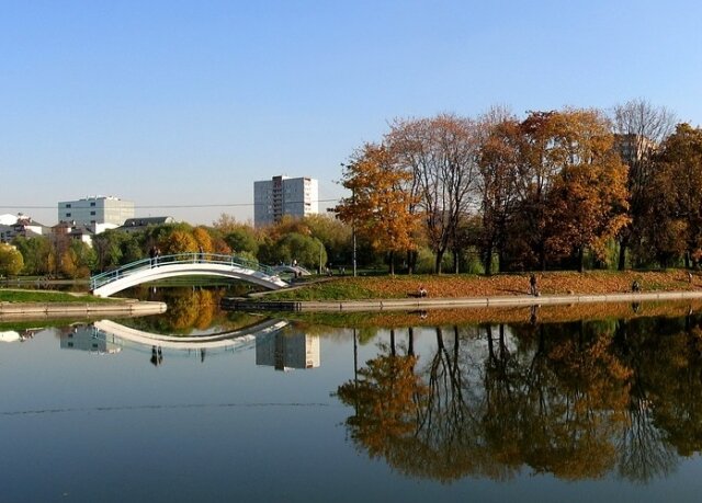    Осенняя Москва