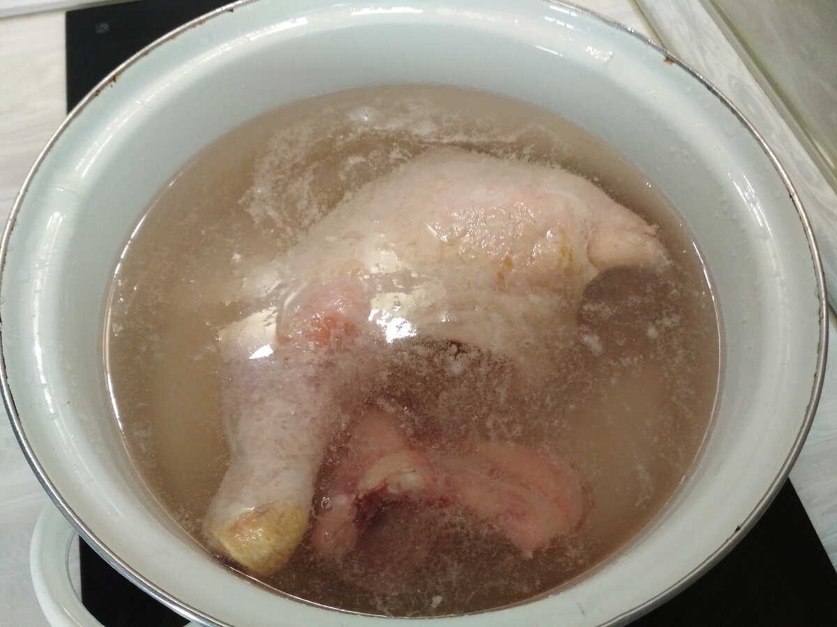 Окорочок и куриные плечики.