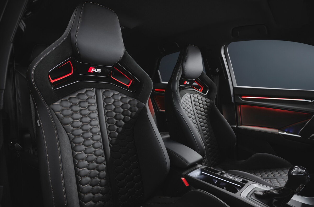    Салон Audi RS Q3 Edition 10 Years