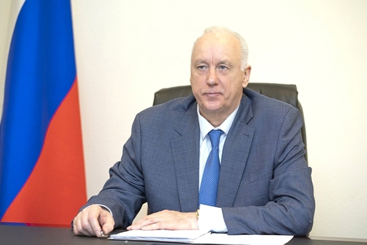    Бастрыкин поручил доложить о проверке в школе Ачинска, где побили ученика