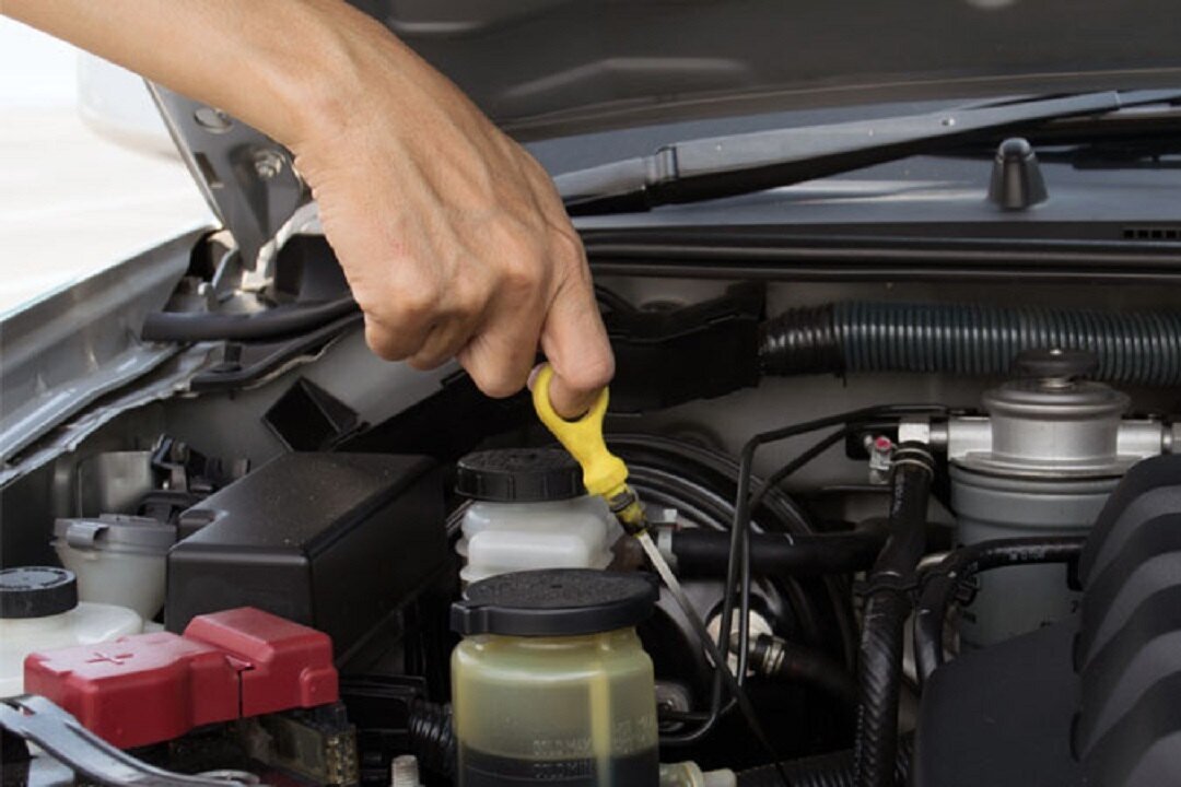     Как проверить уровень масла в коробке: 5 простых шагов