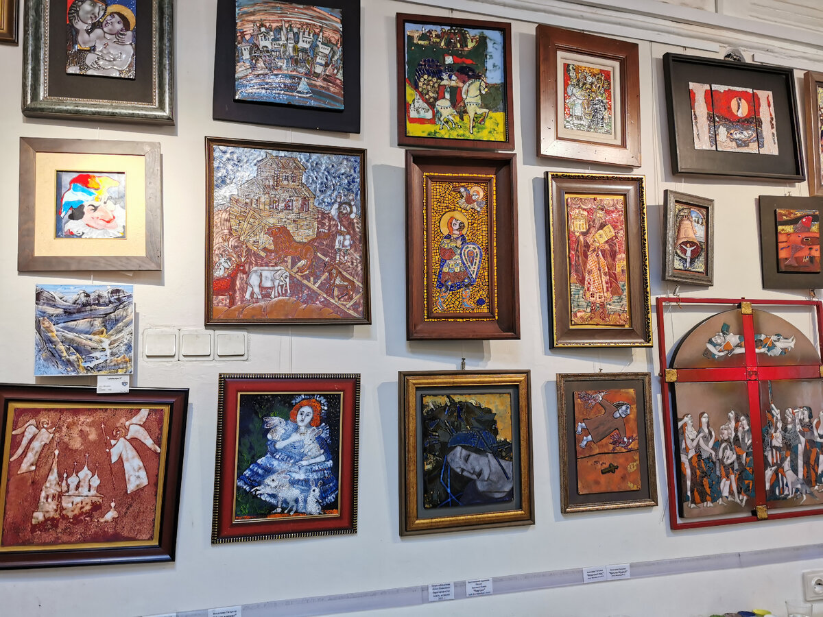 Работы, выполненные в технике горячей эмали