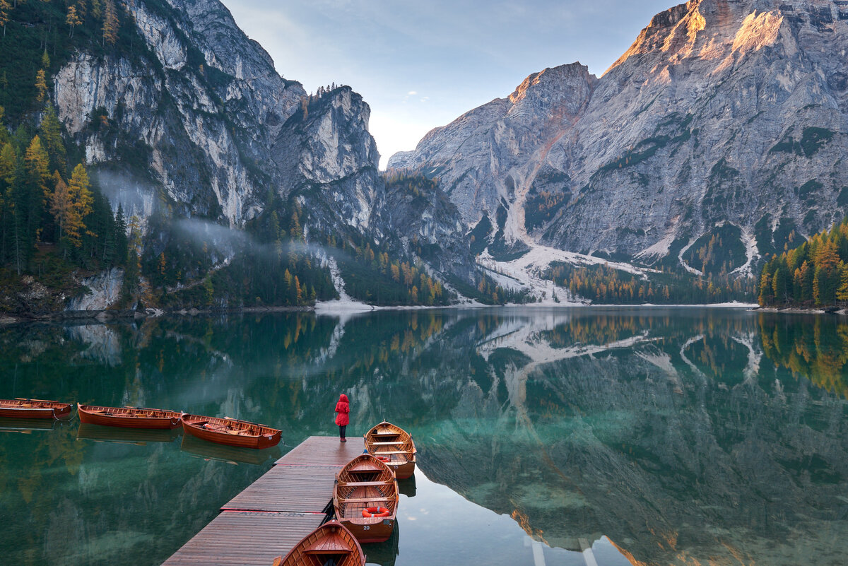 Lago di Braies осенью