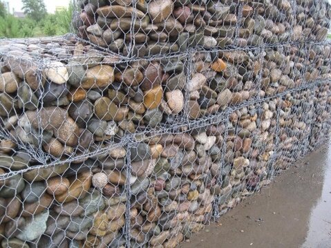 Плетённые габионы