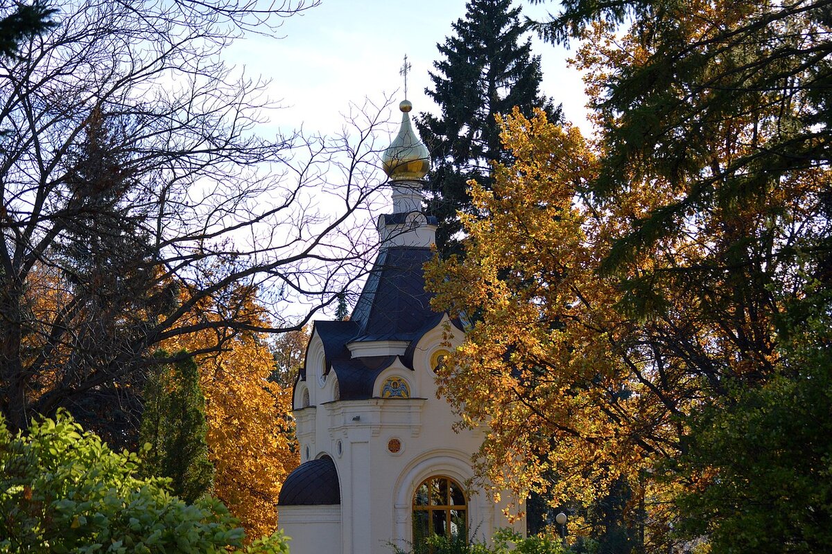 Если праздник приходится на воскресенье, то следует посетить храм. Фото: Pixabay.com 