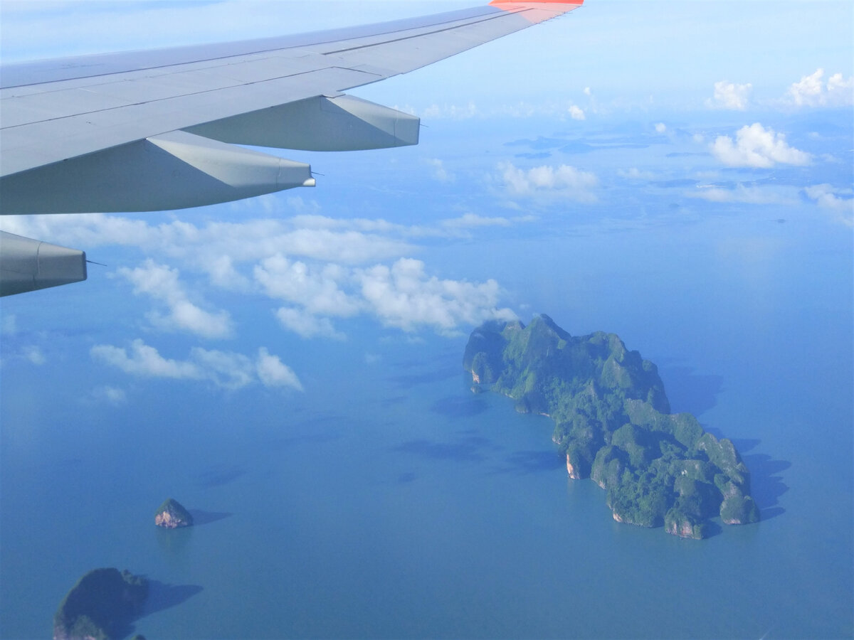 Заход на посадку на Пхукете