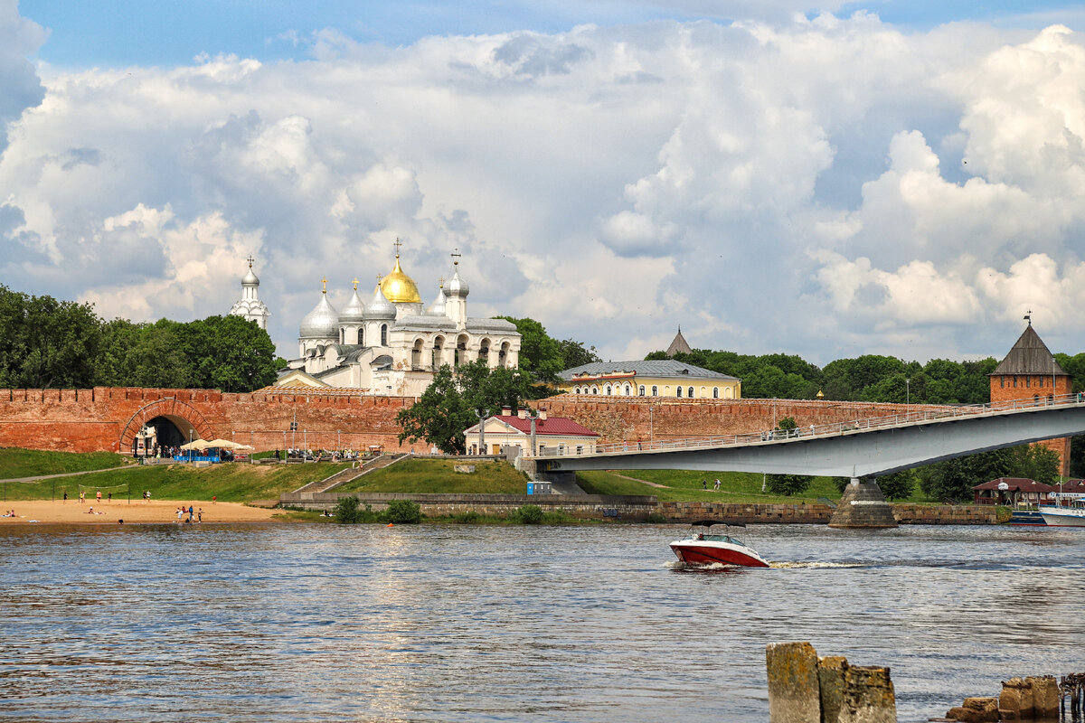 Великий новгород река