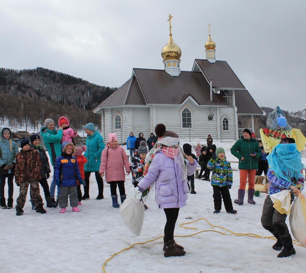 Все фото в этой публикации из прекрасной группы "Никольский храм в Тулате" в Одноклассниках .Алтайский край Чарышский район