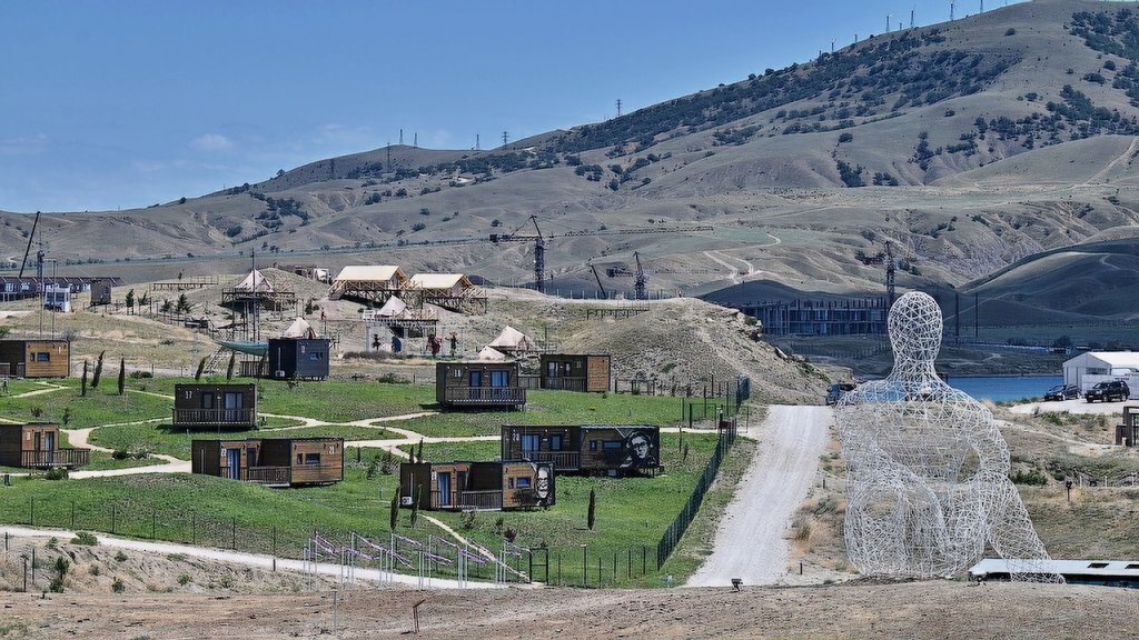 Листайте вправо, чтобы увидеть больше изображений