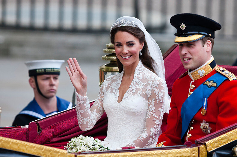 Миддлтон замуж вышла. Свадьба Кейт Миддлтон и принца Уильяма. Свадьба принца Уильяма и Кэтрин Миддлтон. Кейт Миддлтон свадьба. Свадьба Уильяма и Кейт Миддлтон.