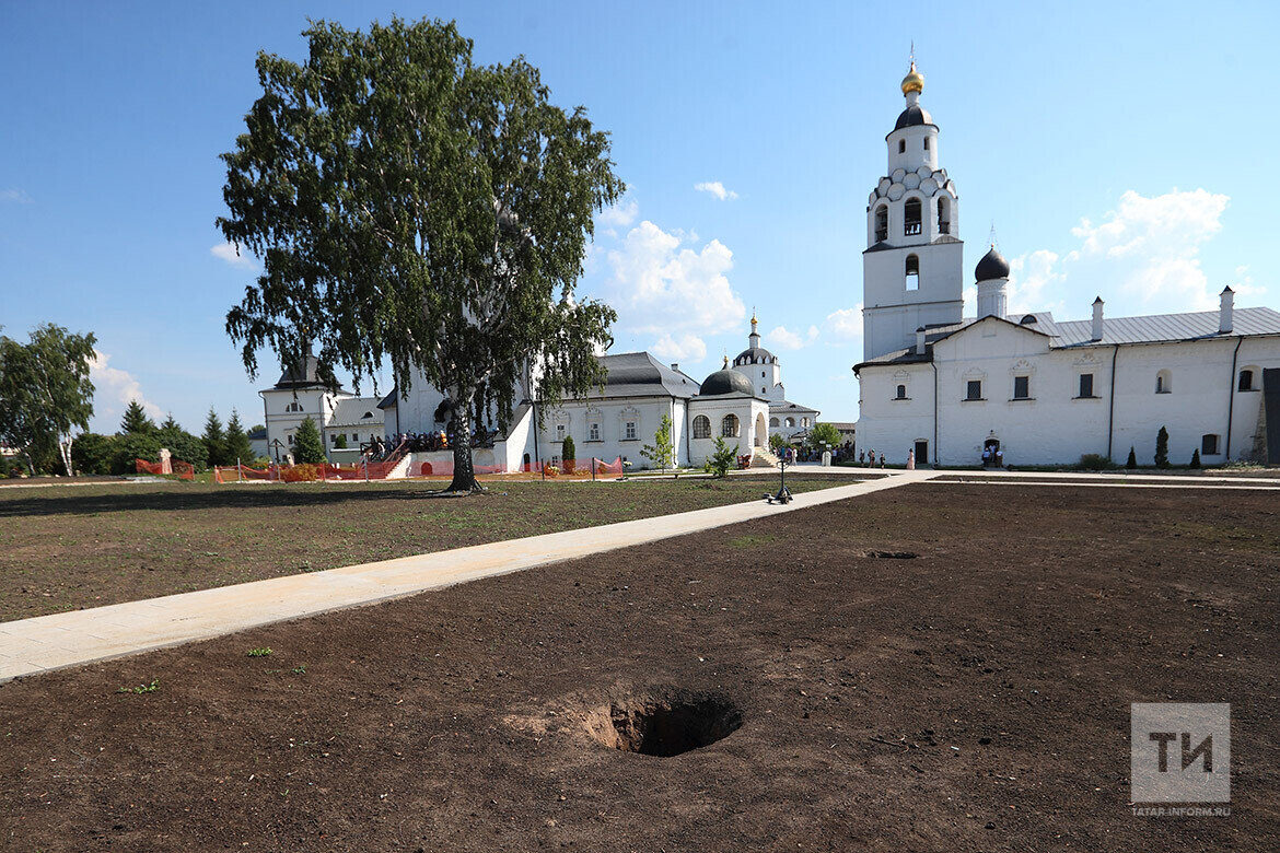 «Создание парка, подчеркнул наместник монастыря отец Симеон, – естественный этап в развитии восстанавливающейся обители»Фото: © Михаил Захаров / «Татар-информ»