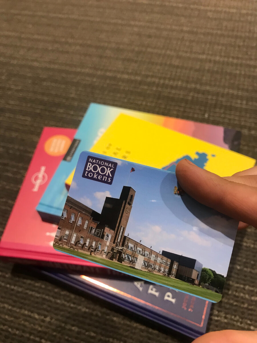 Один из дизайнов национального книжного талона. Фотография из личного архива. 