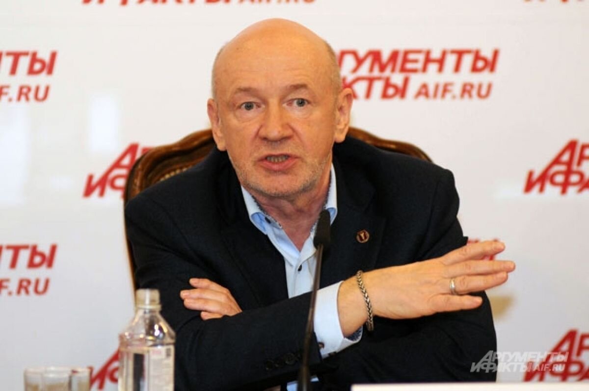    Владимир Платонов.