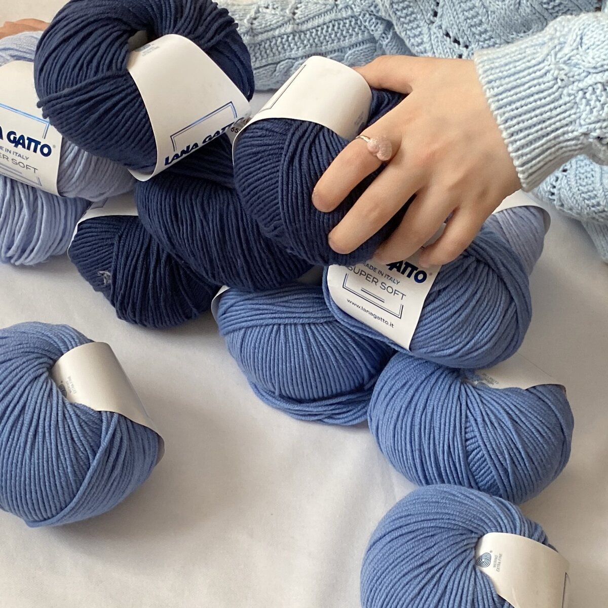 Что связать из мериносовой пряжи: DROPS Baby Merino и Merino Extra Fine