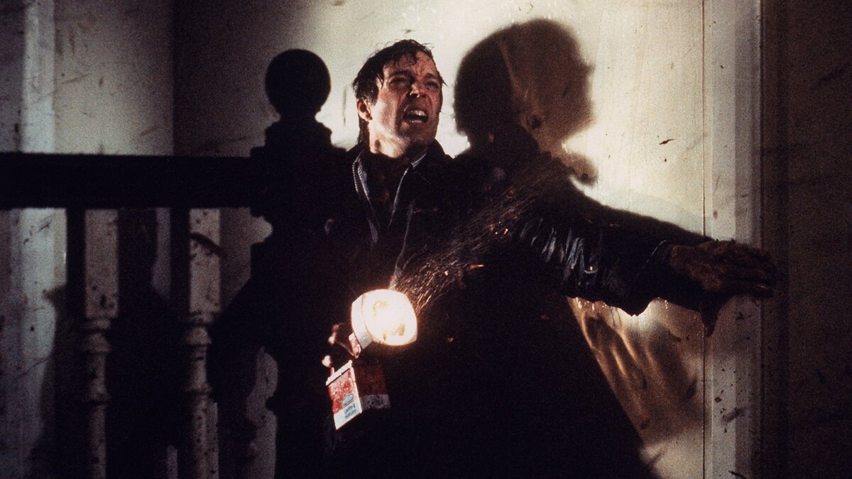 Кадр из фильма "Последняя волна" (1977)