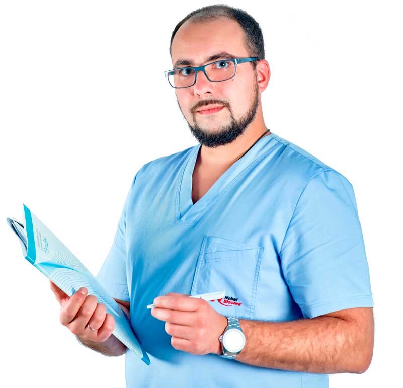 Малиновский Дмитрий Сергеевич - Стоматолог-хирург-имплантолог | Стаж более 15 лет