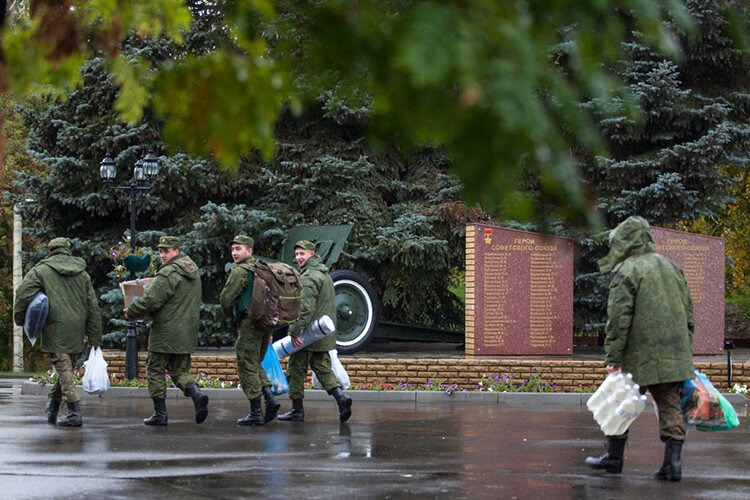    Частичная мобилизация почти заканчивается, примерно за две недели она будет завершена. Мобилизованы 222 тыс. из предполагаемых 300 тысяч