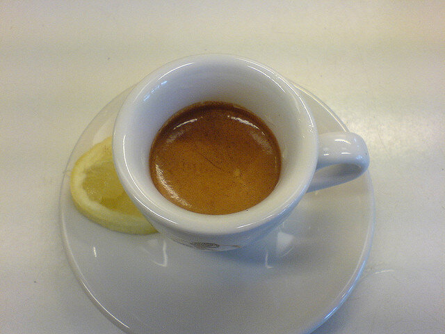 Эспрессо романо (espresso romano)