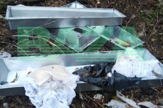    Жители Белгорода пожаловались на ритуальщиков из-за цинковых гробов на свалках