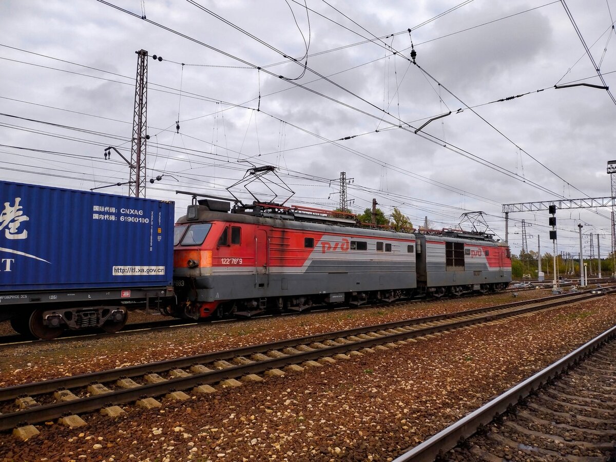 Электровоз ВЛ10К-883, ст. Кубинка-1