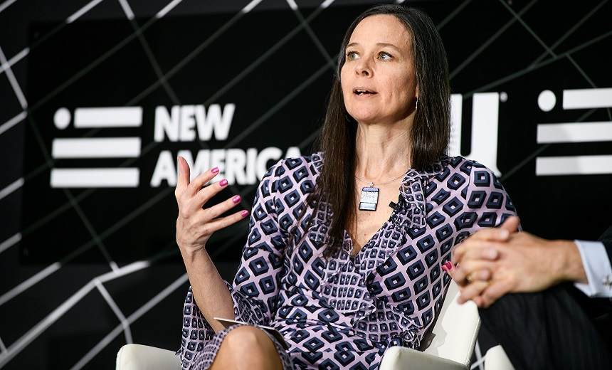 Джен Истерли, директор Агентства по кибербезопасности и защите инфраструктуры США (CISA)