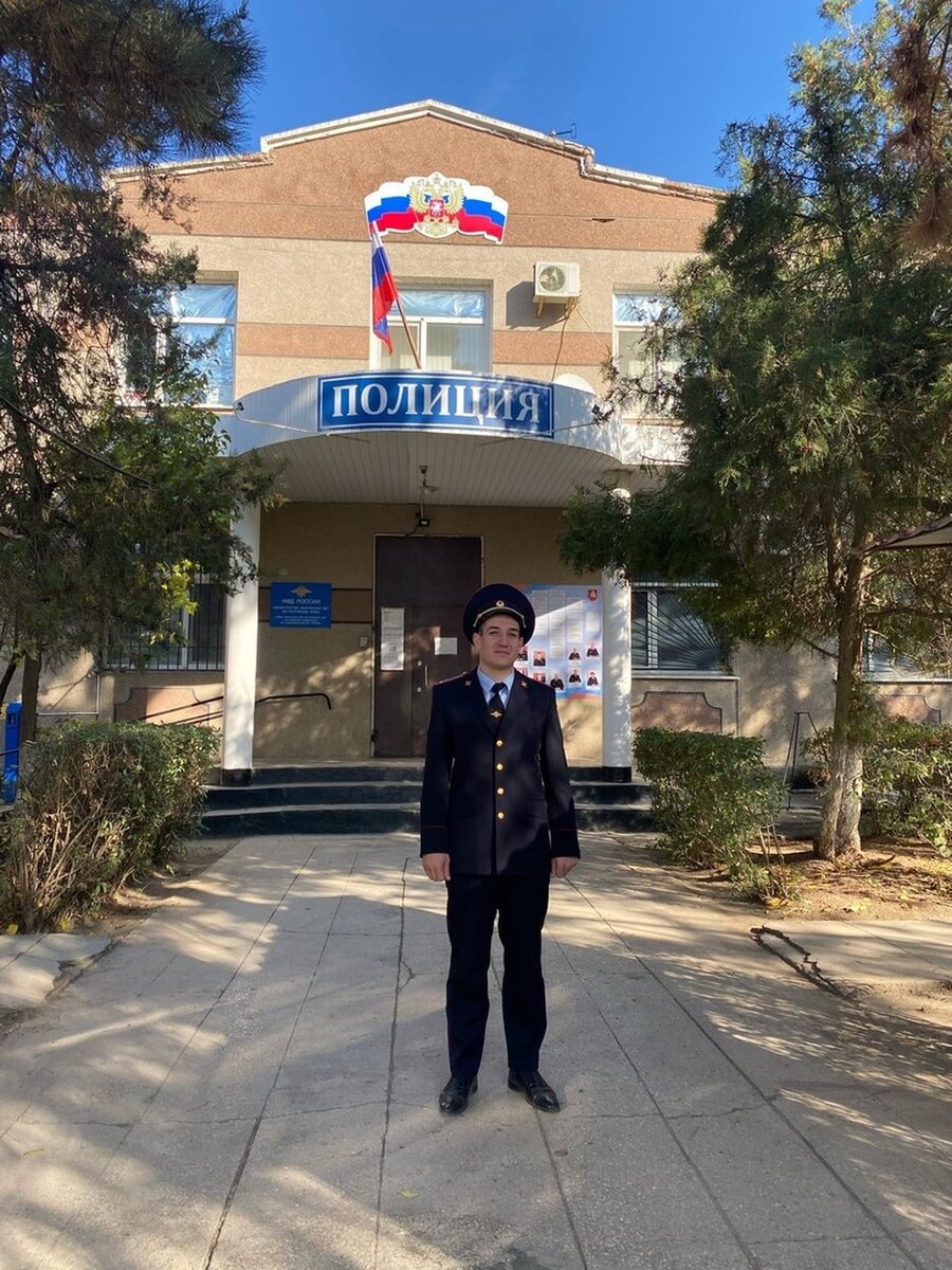    Даже в выходные, когда крымчанин снимает форму участкового, он не может остаться в стороне чужого горя Александра Тимощенко