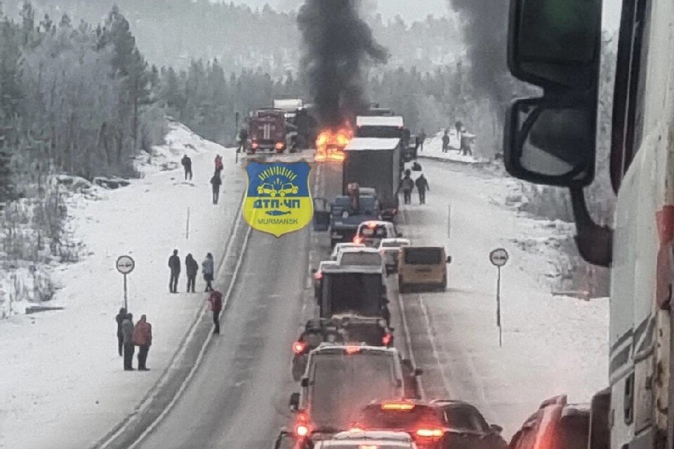     В аварии пострадали два человека. Фото: vk.com/murmansk_dtp